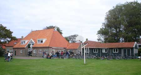 ameland_1 "En un idilico hogar isleño harás amigos de todos los paises."