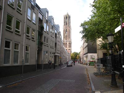 La torre, como todo en Utrecht, es de juguete.