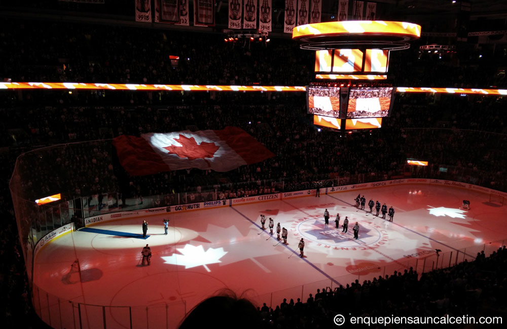 himno canadá hockey